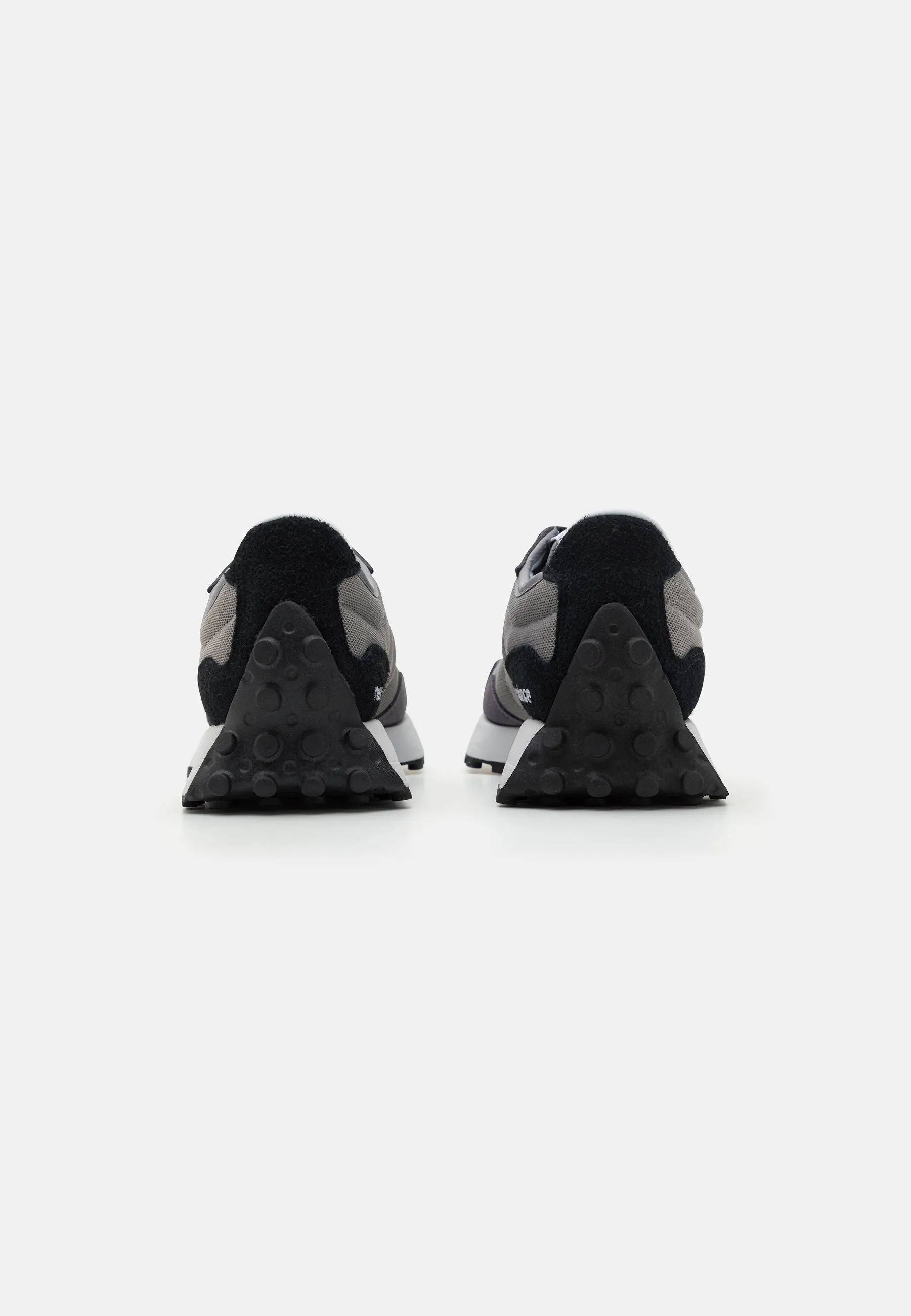 327 UNISEX  ZAPATILLAS