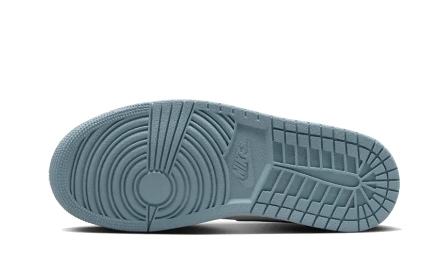 Air Jordan 1 Mid Diffused Blue