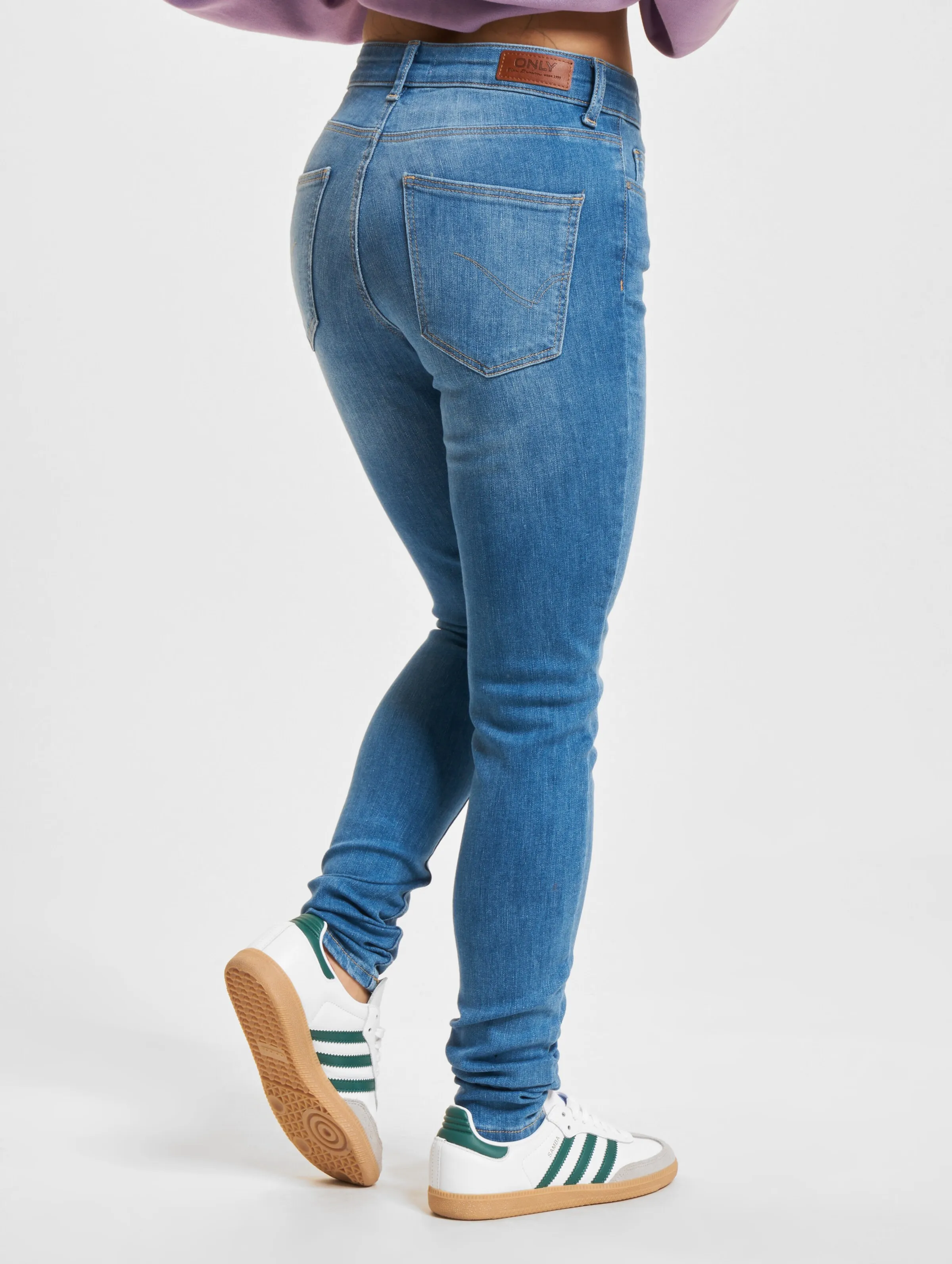 Ann Mid SOO618