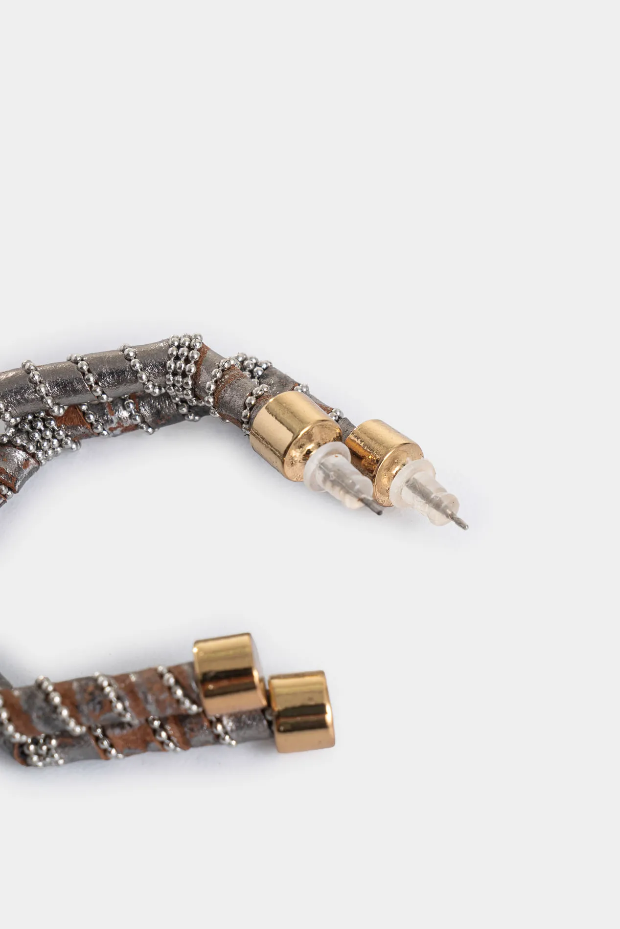 Aretes Danika de cuero y zamac para mujer hexágono