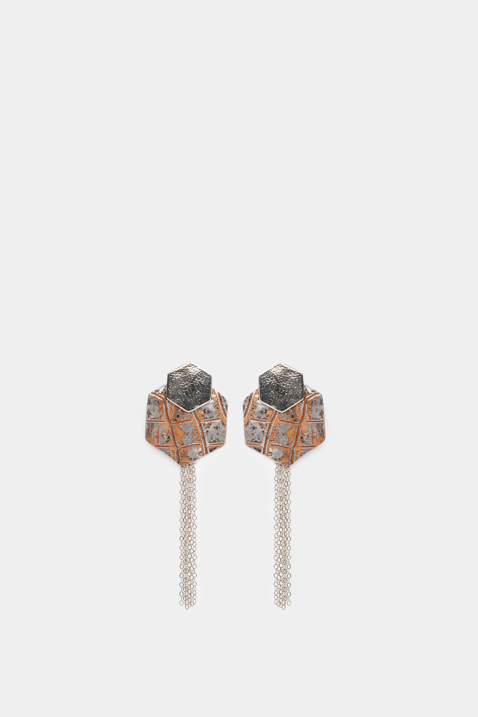 Aretes Layla de cuero y zamac para mujer millaré