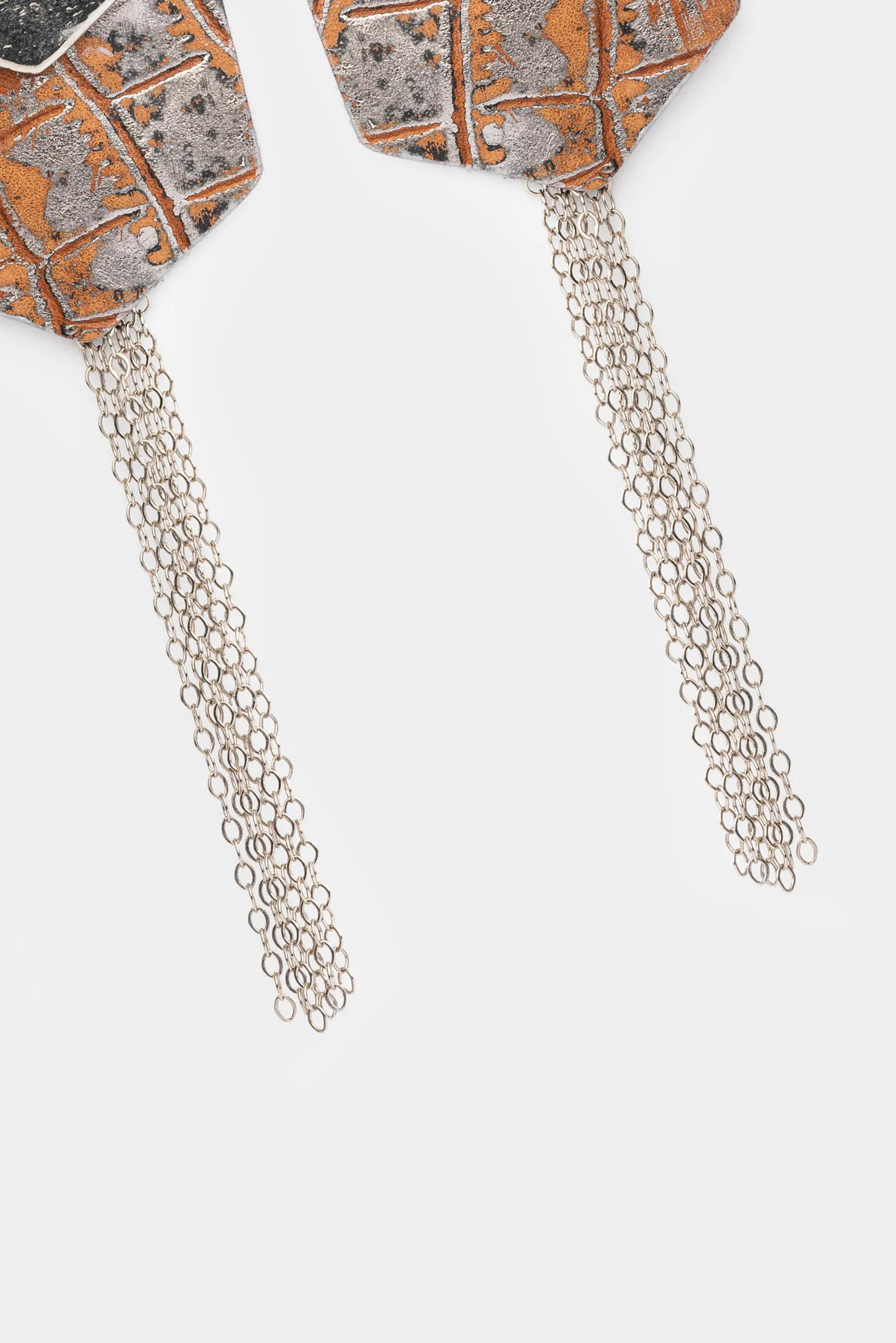 Aretes Layla de cuero y zamac para mujer millaré
