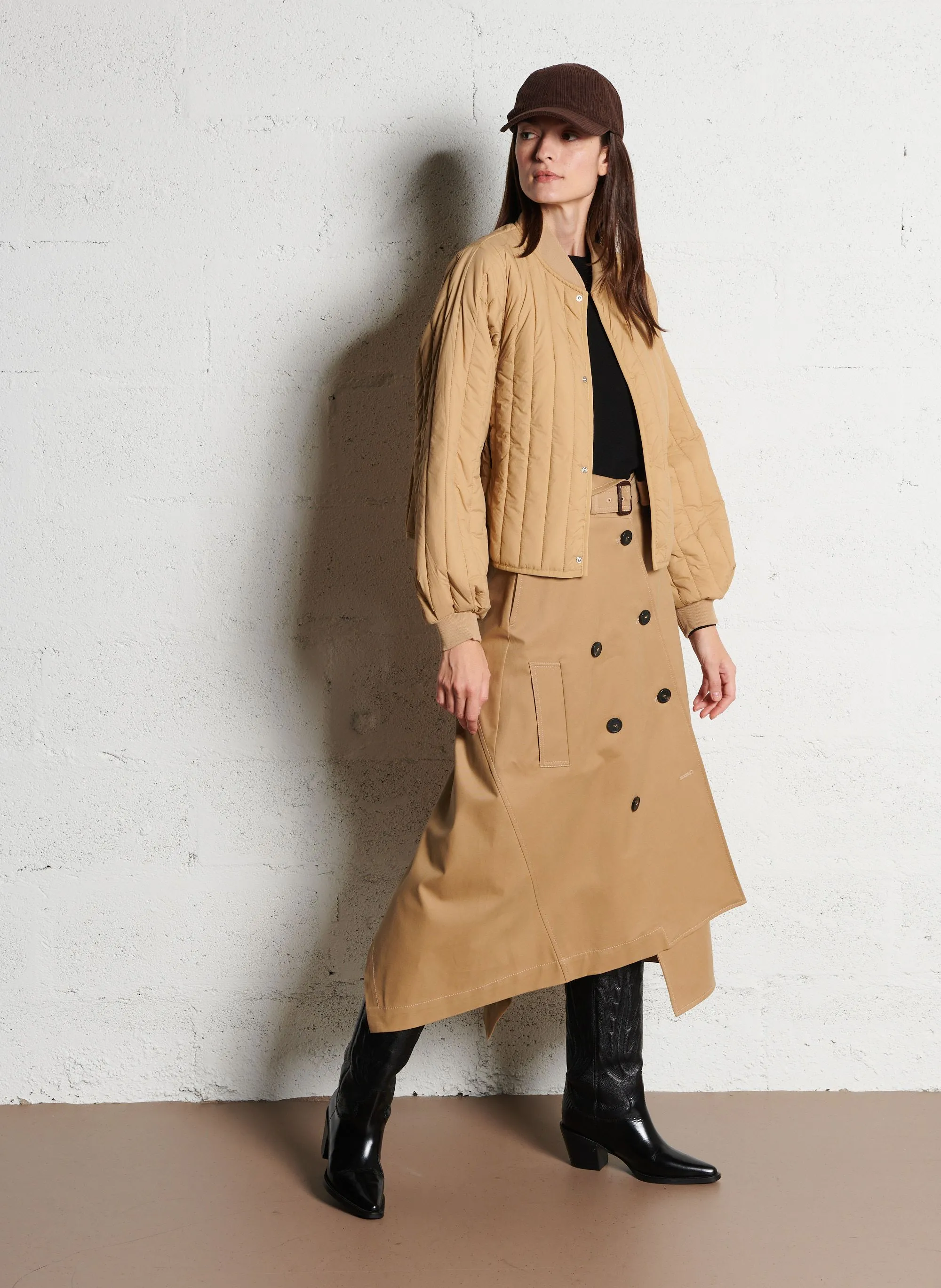 BANJA  CHAQUETA RECTA CON CUELLO TEDDY EN BEIGE