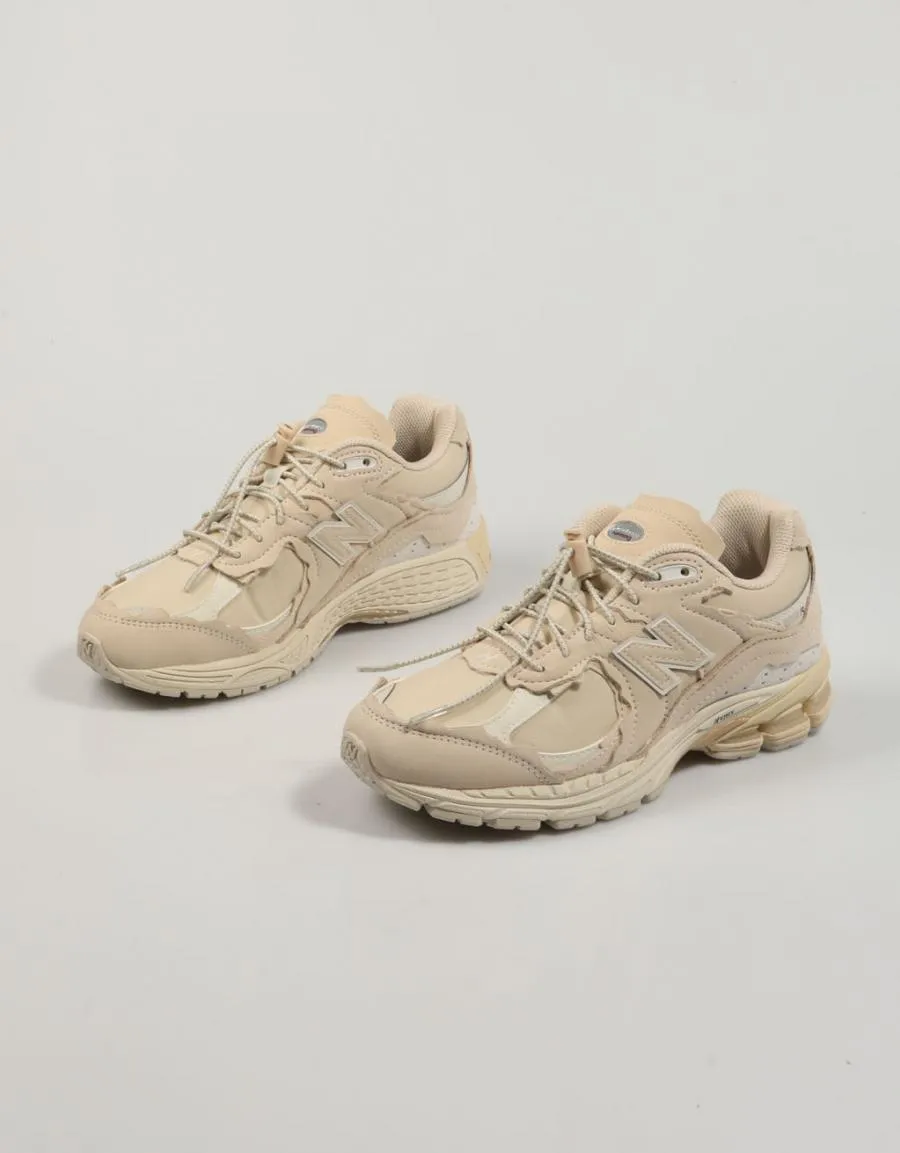  BASKETS NEW BALANCE M2002 RDQBEIGE 83442