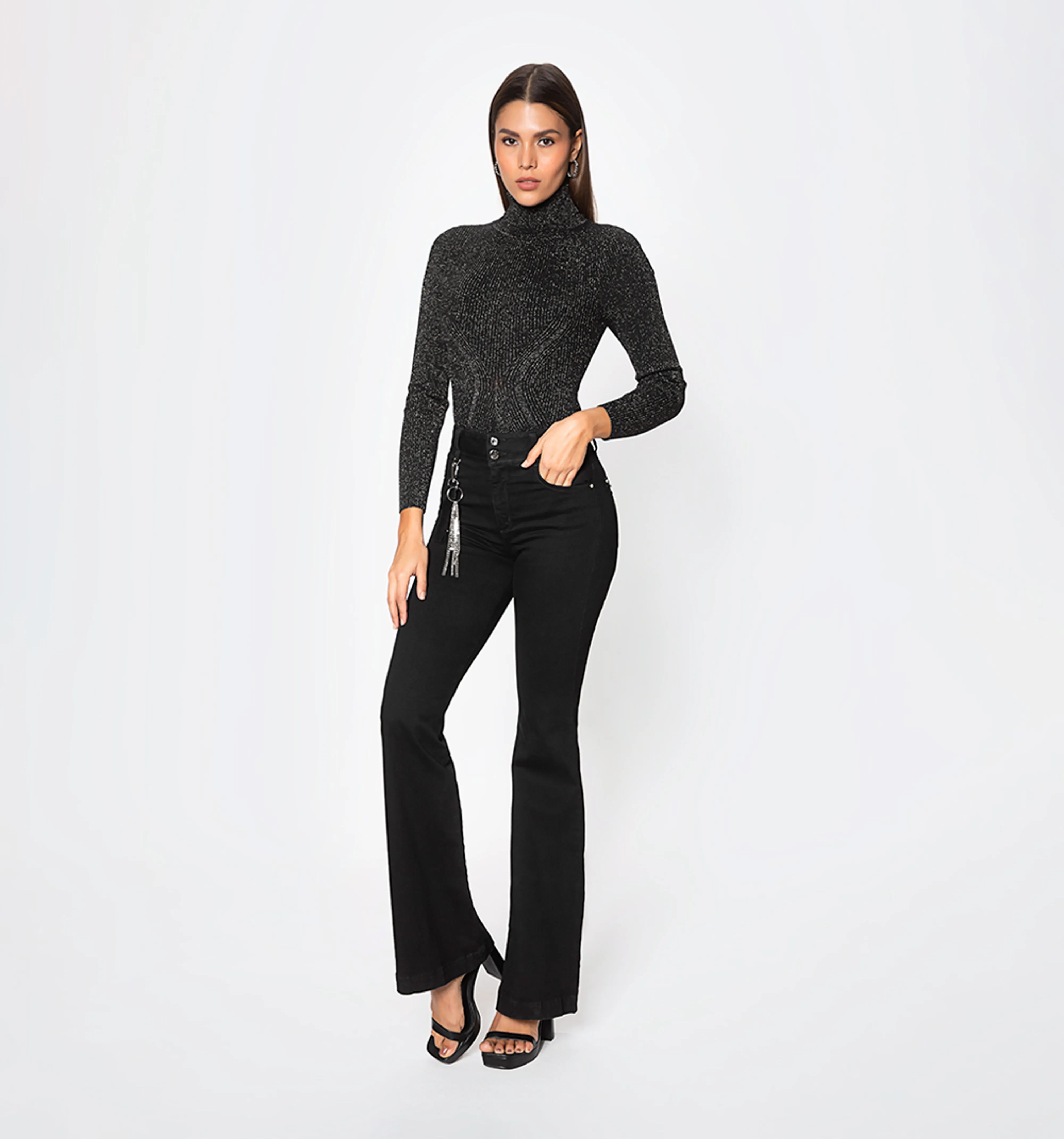 Blusa tejido cuello tortuga con lurex