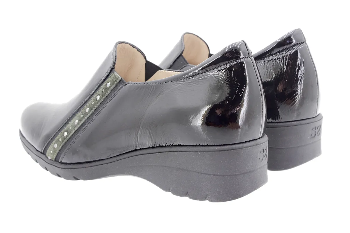 Bootee shoe Black Patent