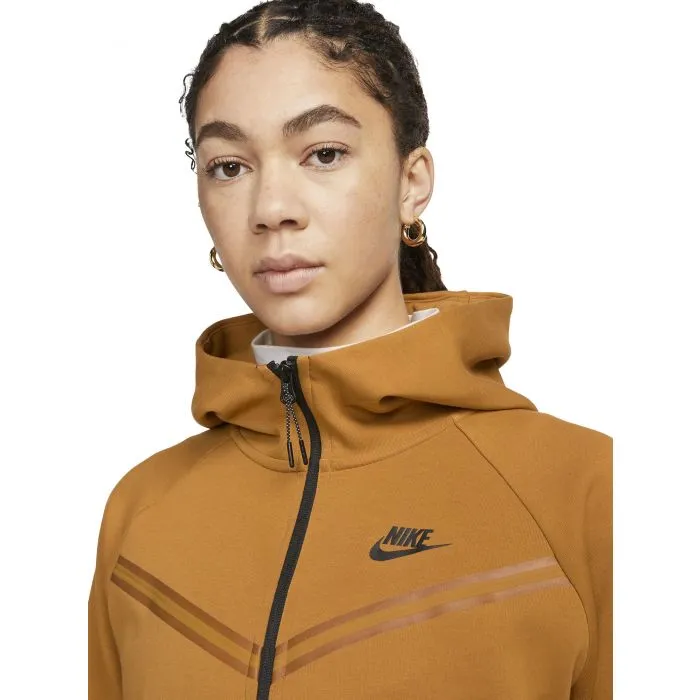 Campera Nike Sportswear Tech Fleece Windrunner