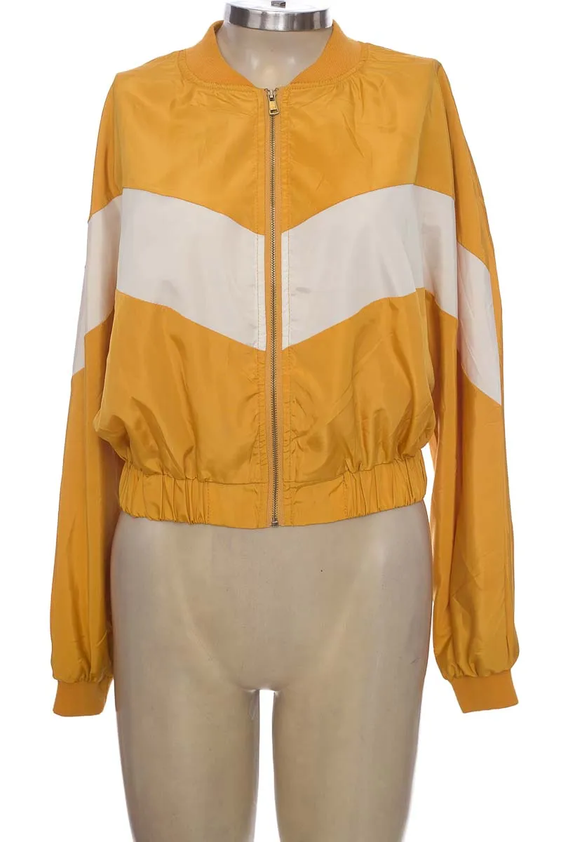 CHAQUETA / ABRIGO COLOR AMARILLO  BELIEVE