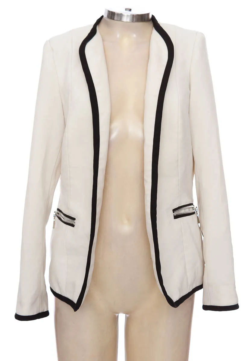 CHAQUETA / ABRIGO COLOR BLANCO  CELMY