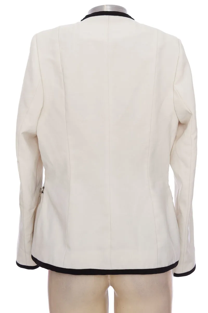 CHAQUETA / ABRIGO COLOR BLANCO  CELMY