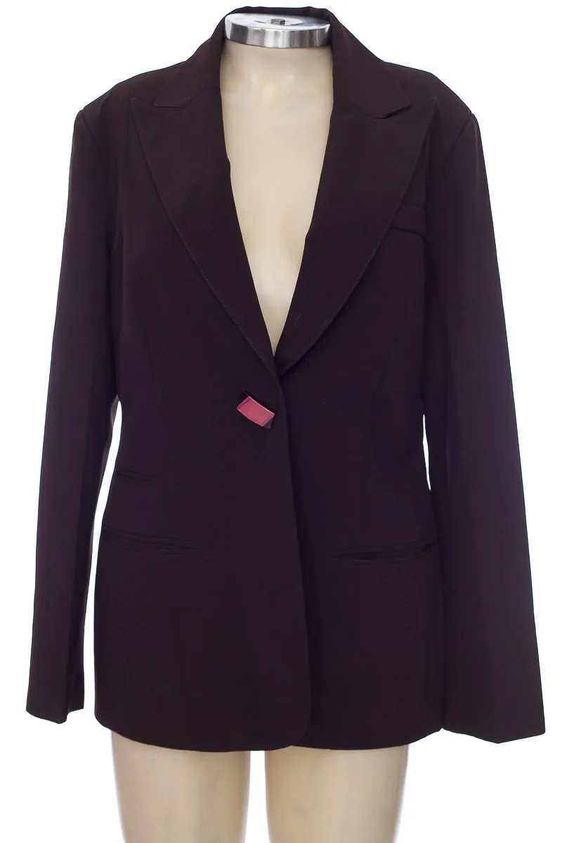 CHAQUETA / ABRIGO COLOR CAFé  CLOSEANDO