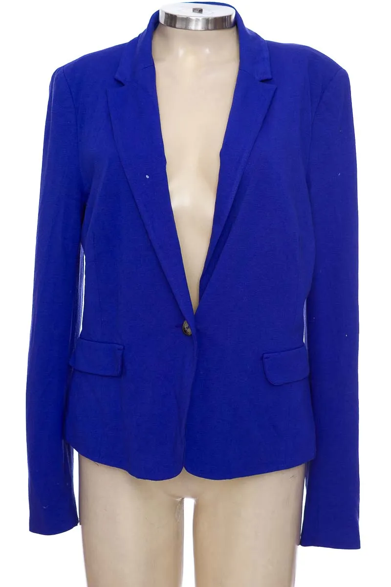 CHAQUETA / ABRIGO COLOR MORADO  CAMAIEU
