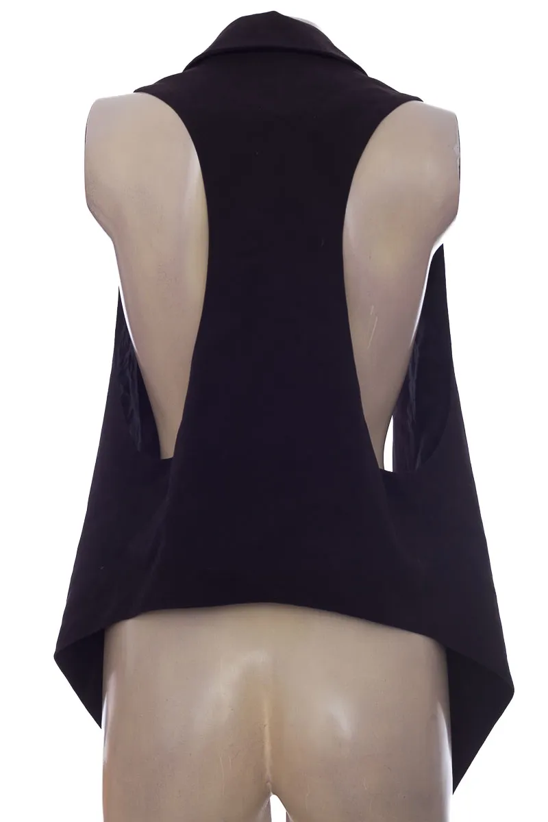 CHAQUETA / ABRIGO COLOR NEGRO  ZARA