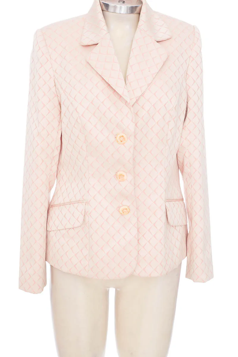 CHAQUETA / ABRIGO COLOR ROSADO  CLOSEANDO