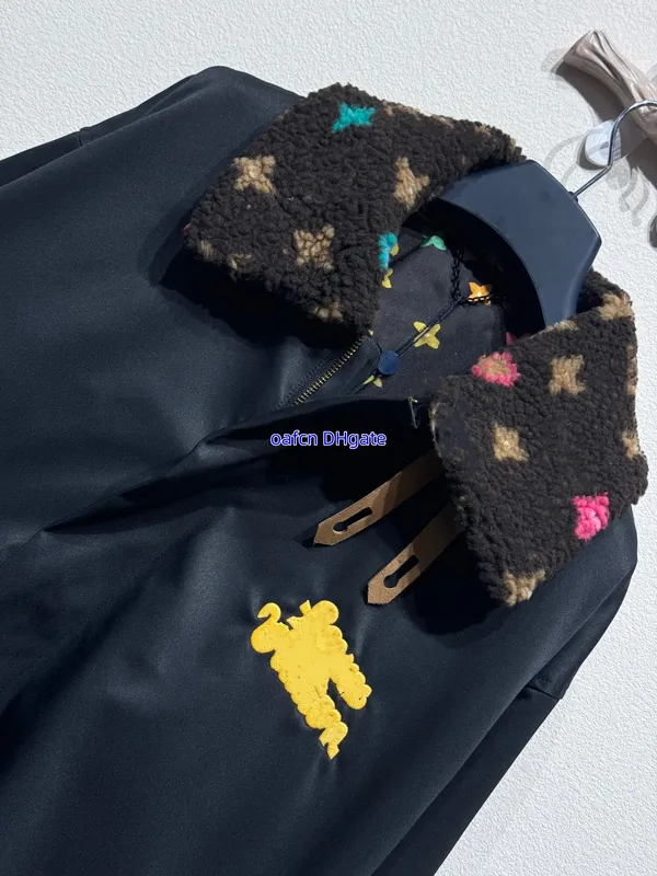 Chaqueta para hombres Designer abrigo sudadera con capucha a prueba de viento Capallera de la cremallera para hombres con capuch