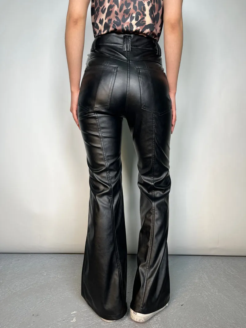 CHER Pantalón Ecocuero