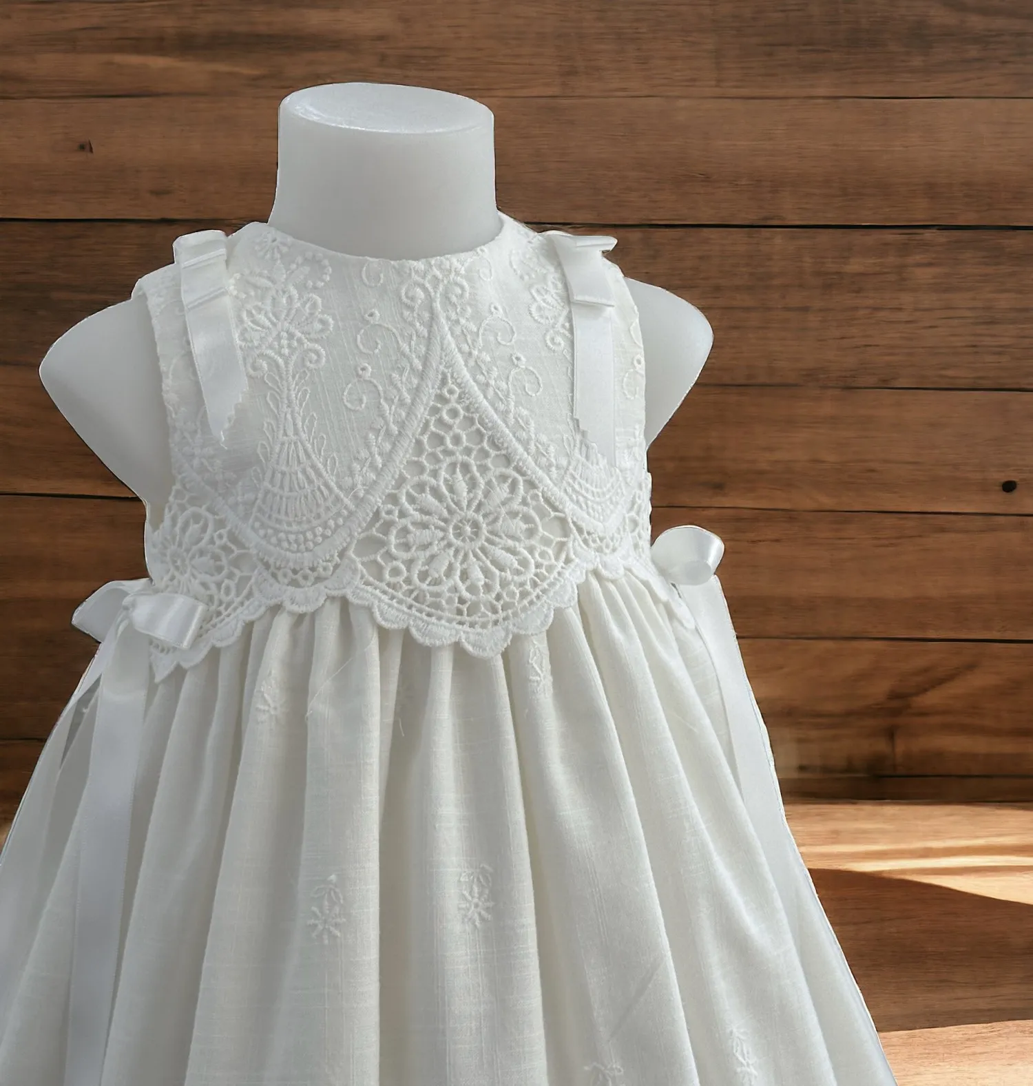 Conjunto unisex Faldón y capota Blanco roto modelo Brezo