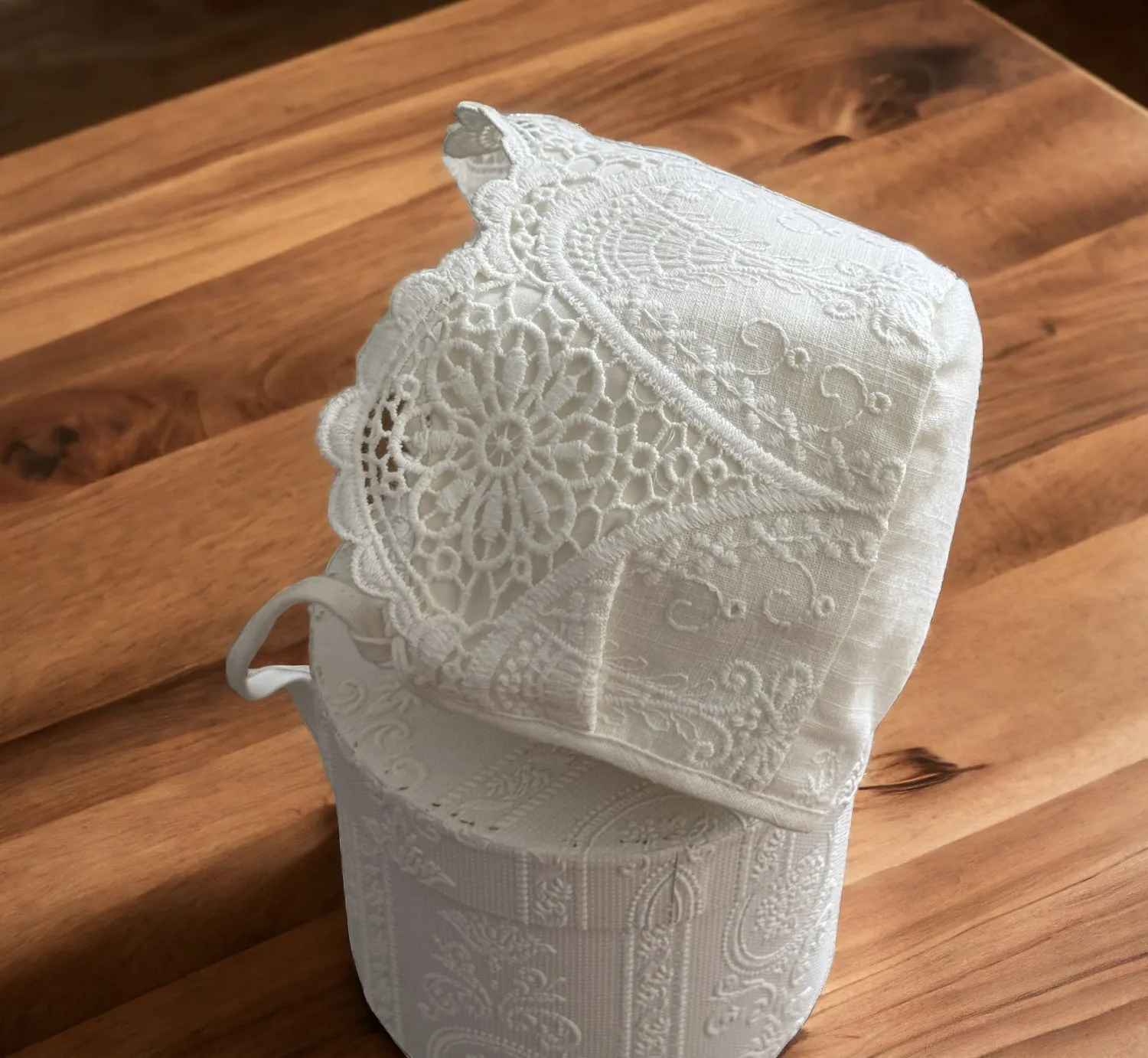 Conjunto unisex Faldón y capota Blanco roto modelo Brezo
