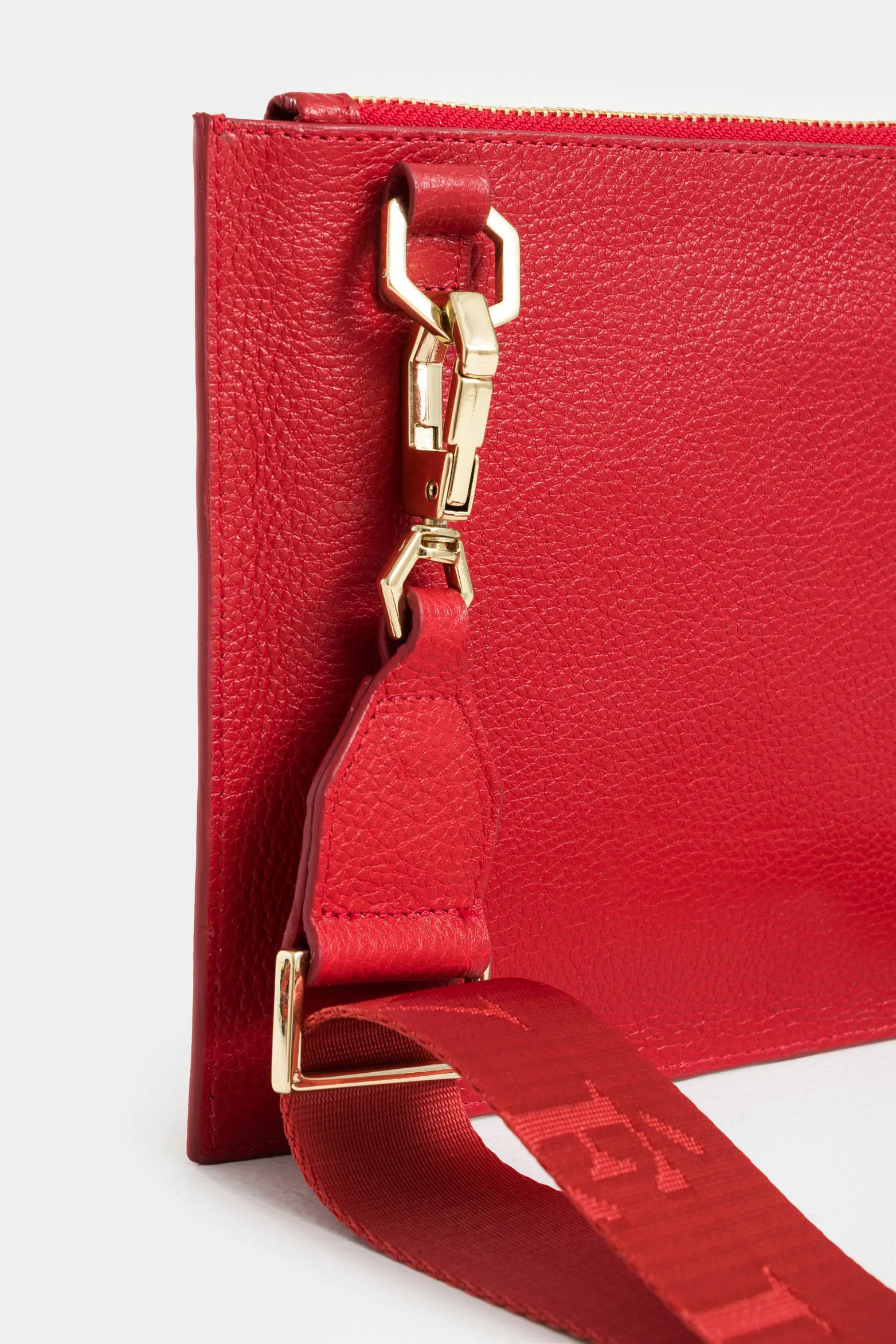 Cosmetiquera delfos de cuero para mujer cargadera removible
