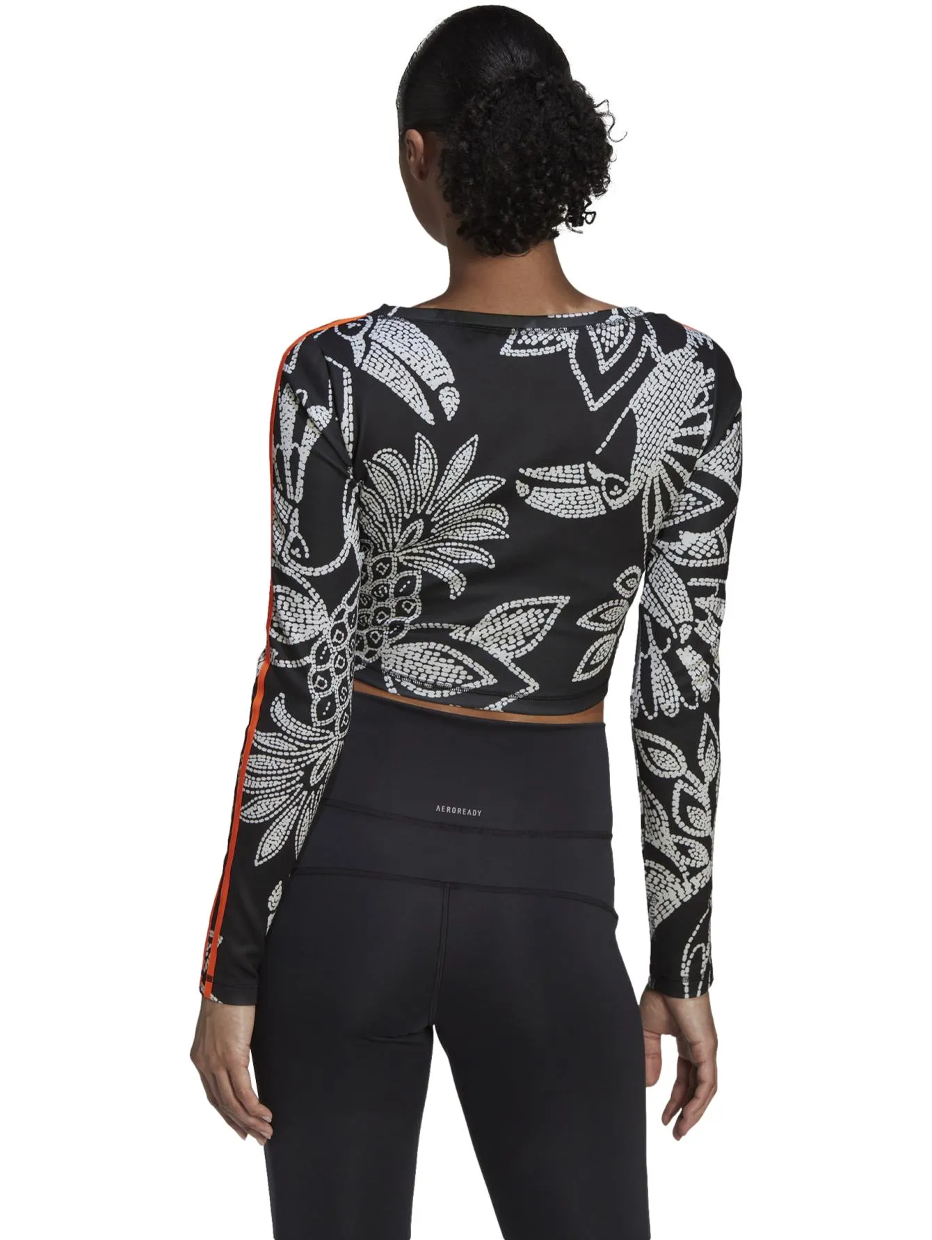 Crop Top Adidas Farm Rio Negro Para Mujer