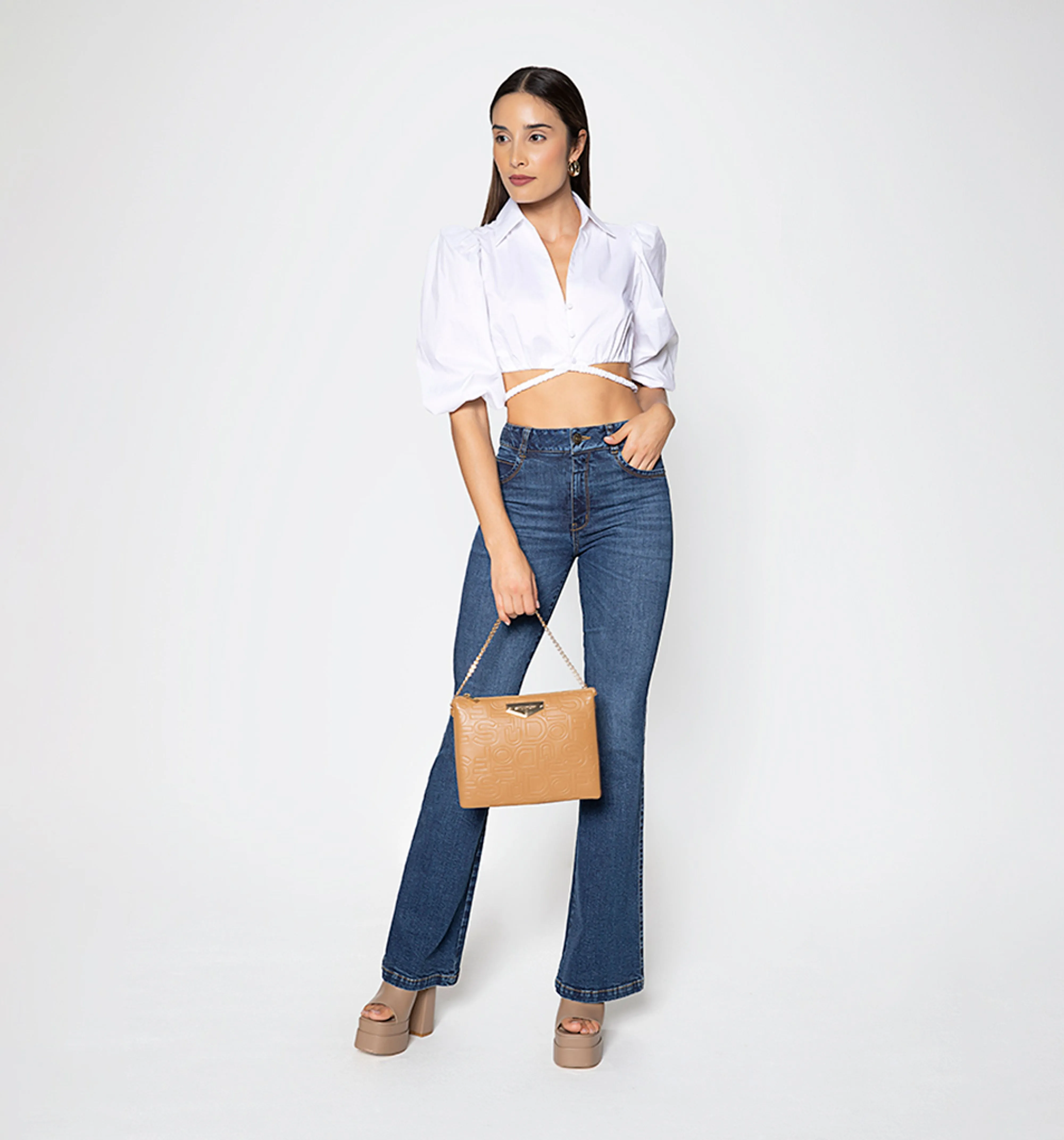Crop top con cruce elastico