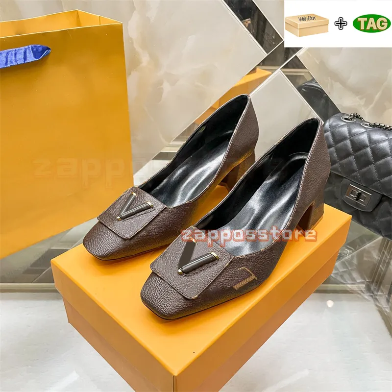 Damas Shake Block Tacs Tacly Shoes Black Ebony Nude 45 90 Tacones Partes de patente de diseñador para mujer Mujeres de negocios 