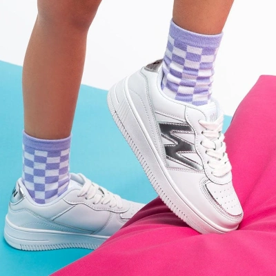 Deportiva niña ByW blanco