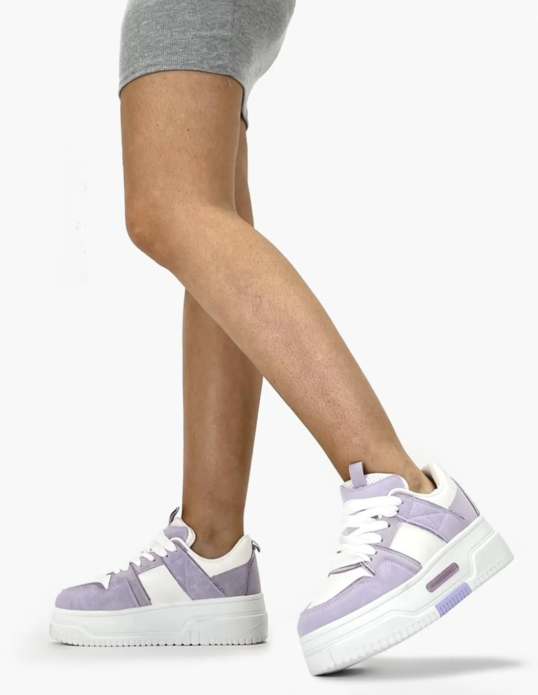 Deportivas lilas | Bluf