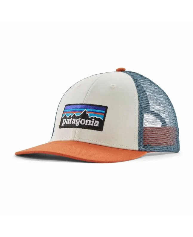 GORRA TRUCKER PATAGONIA P6 LOGO LOPRO WHITEREDTAIL RUST UNISEX 