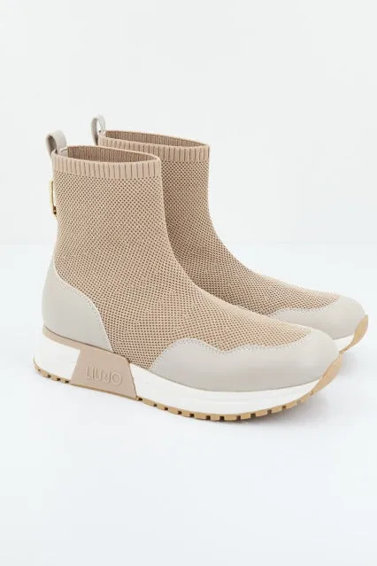 LIUJO JOHANNA 03  MID