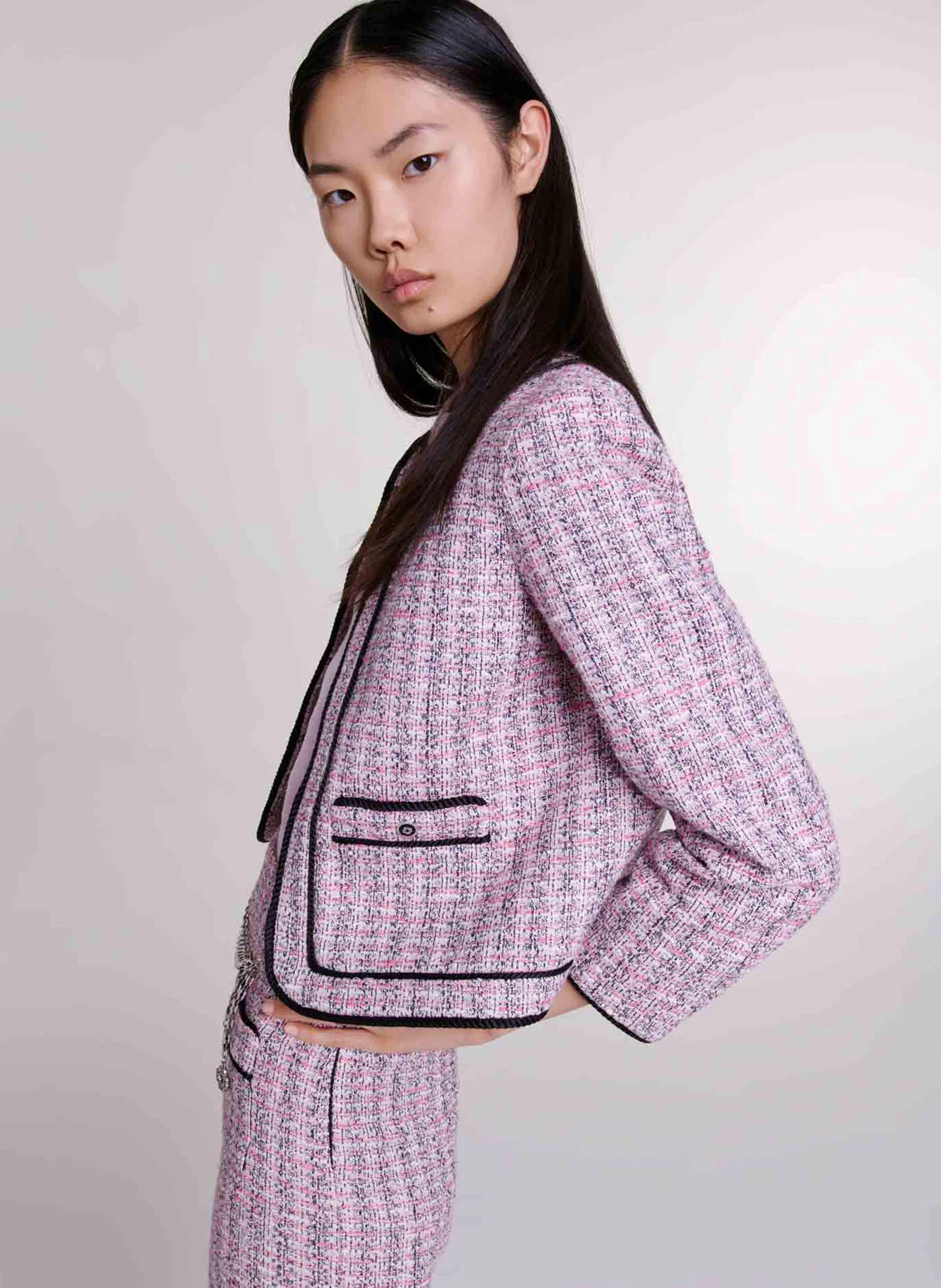 MAJE Chaqueta corta de tweed con cuello redondo en rosa