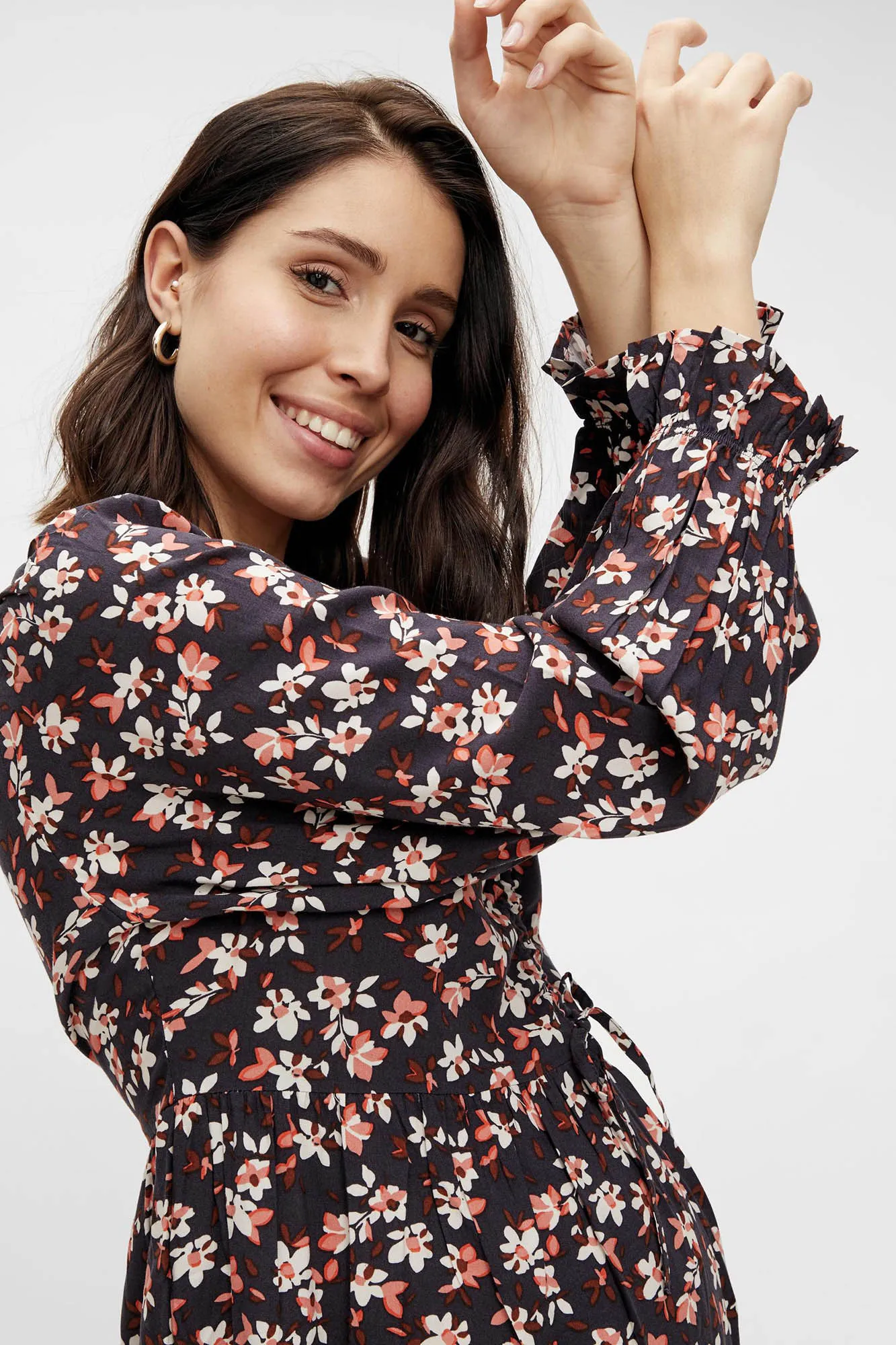 Mamalicious Vestido midi maternity