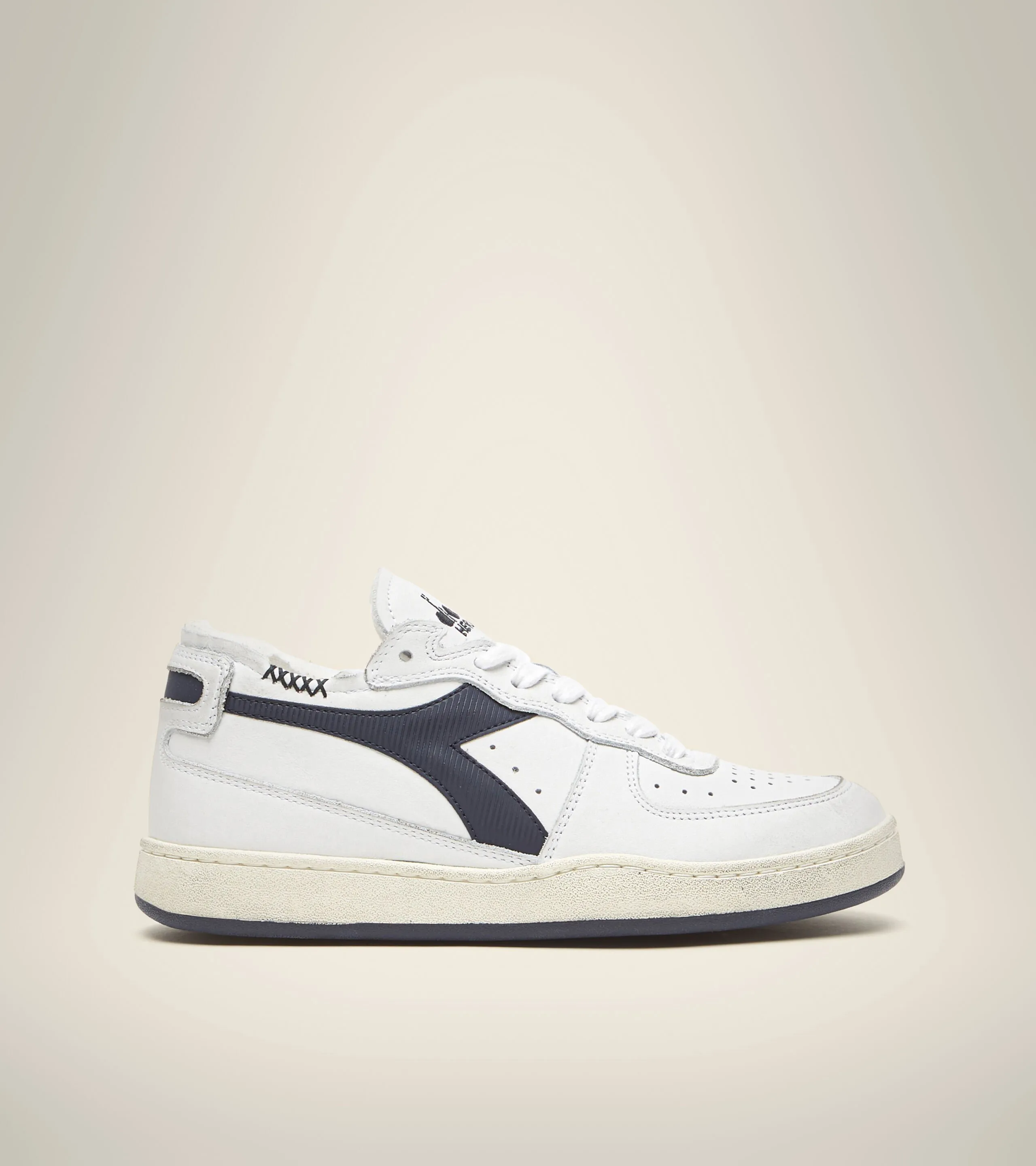 MI BASKET ROW CUT ZAPATILLAS HERITAGE  GENDER NEUTRAL