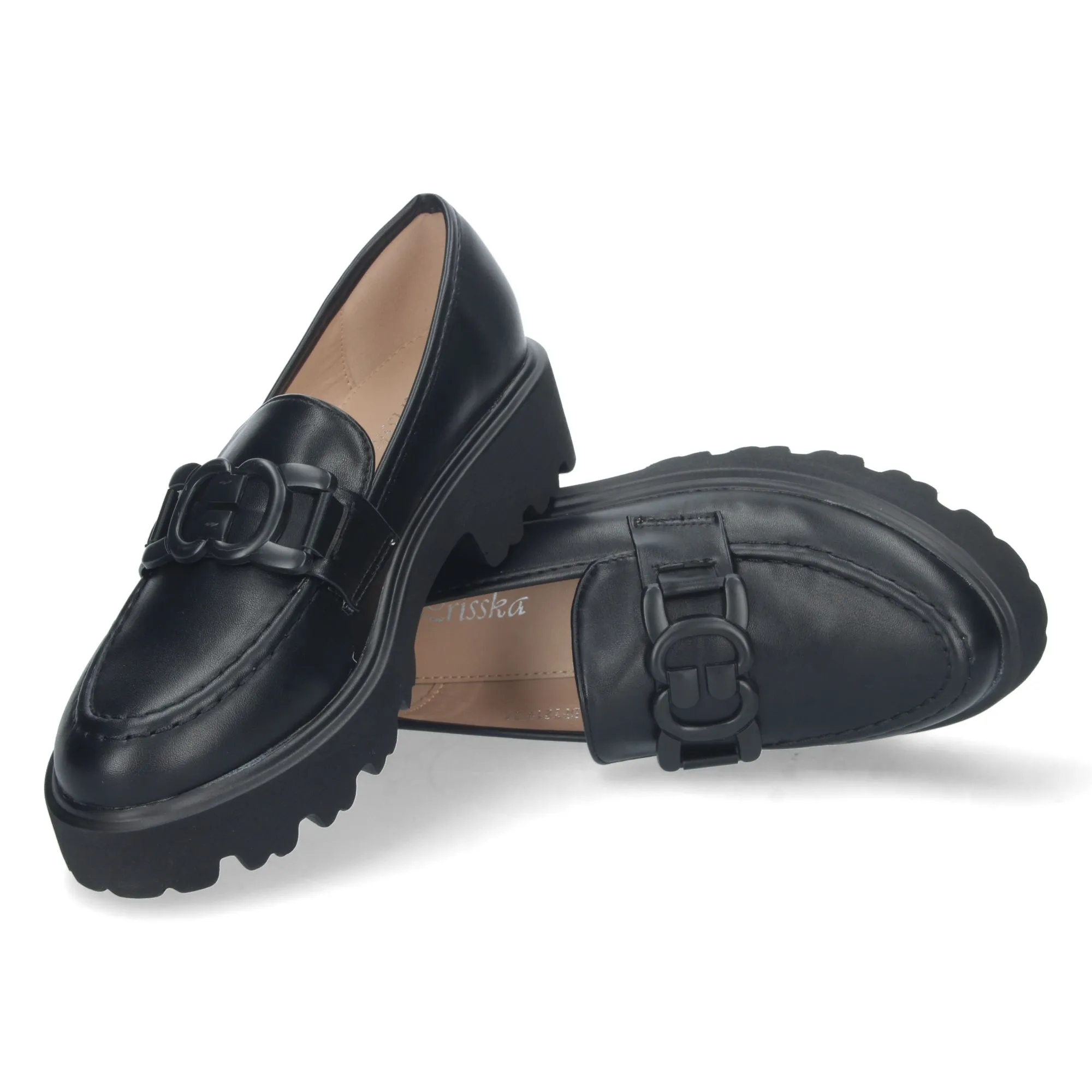 Mocasin plano con cadena en empeine mujer color negro