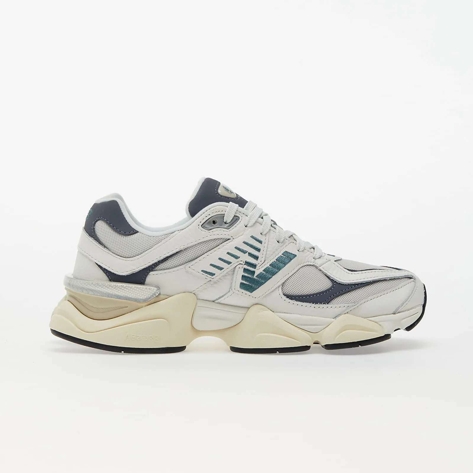 New Balance 9060 New Spruce