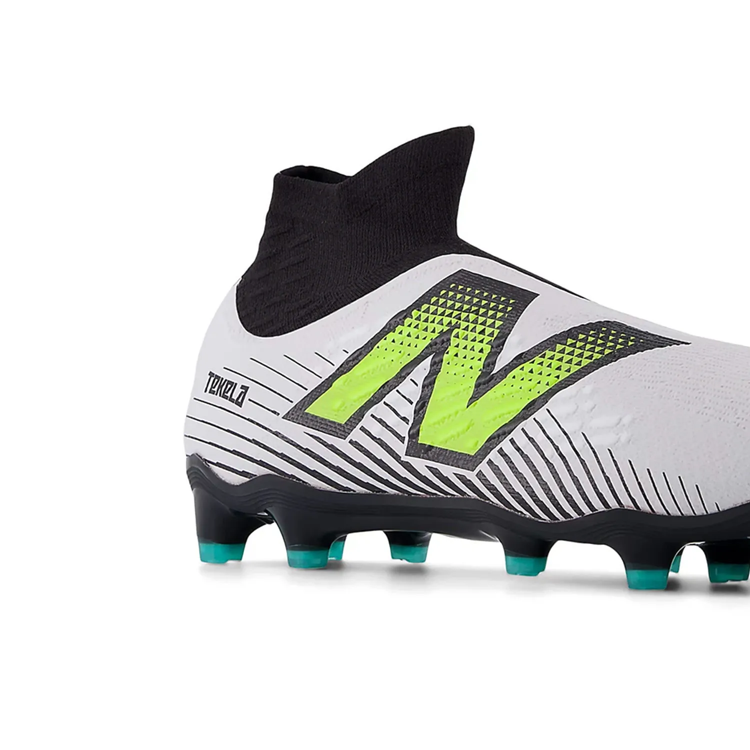 New Balance Tekela v4+ Magia FG