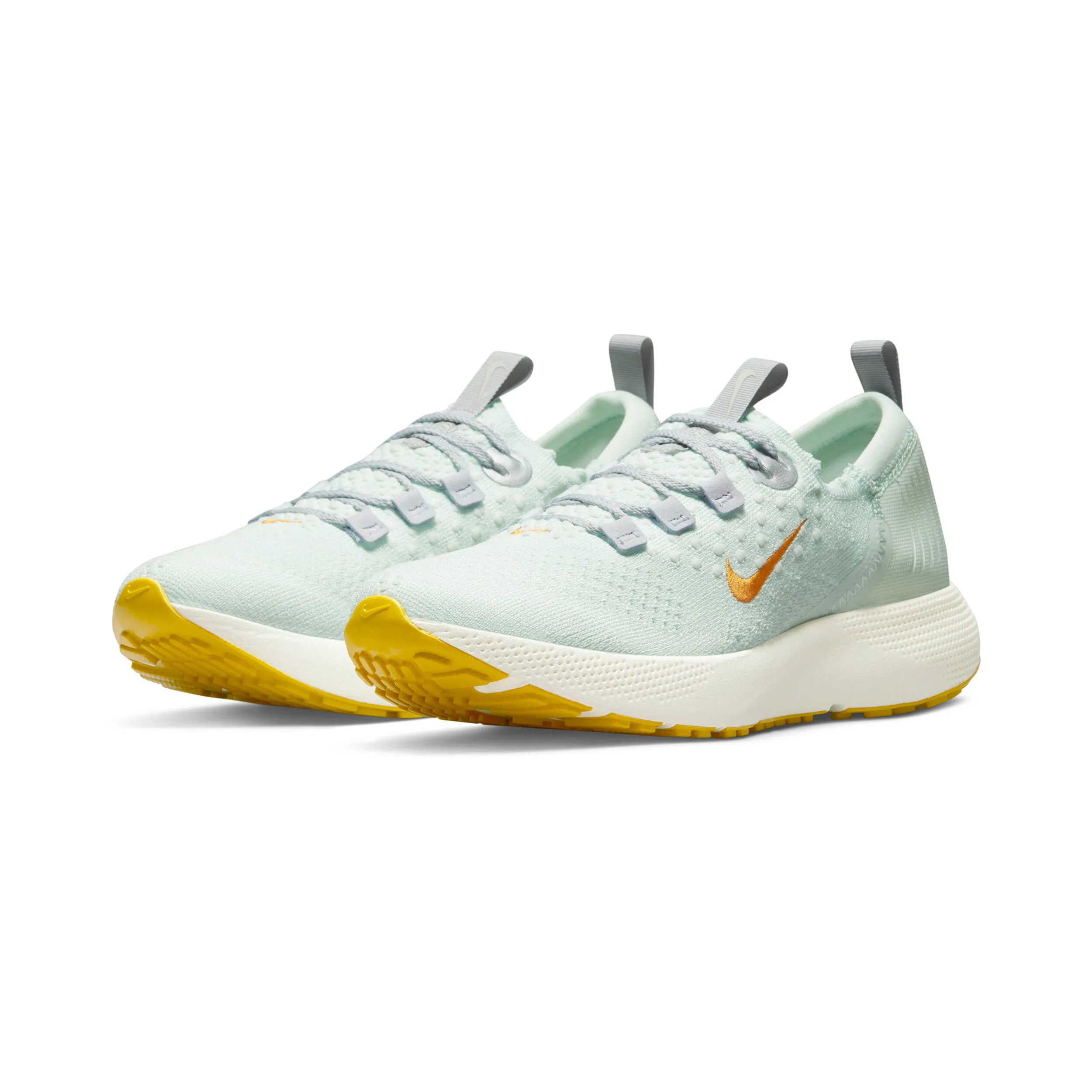 Nike Escape Run Flyknit Zapatilla Neutral Mujeres