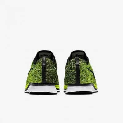 Nike Flyknit Racer