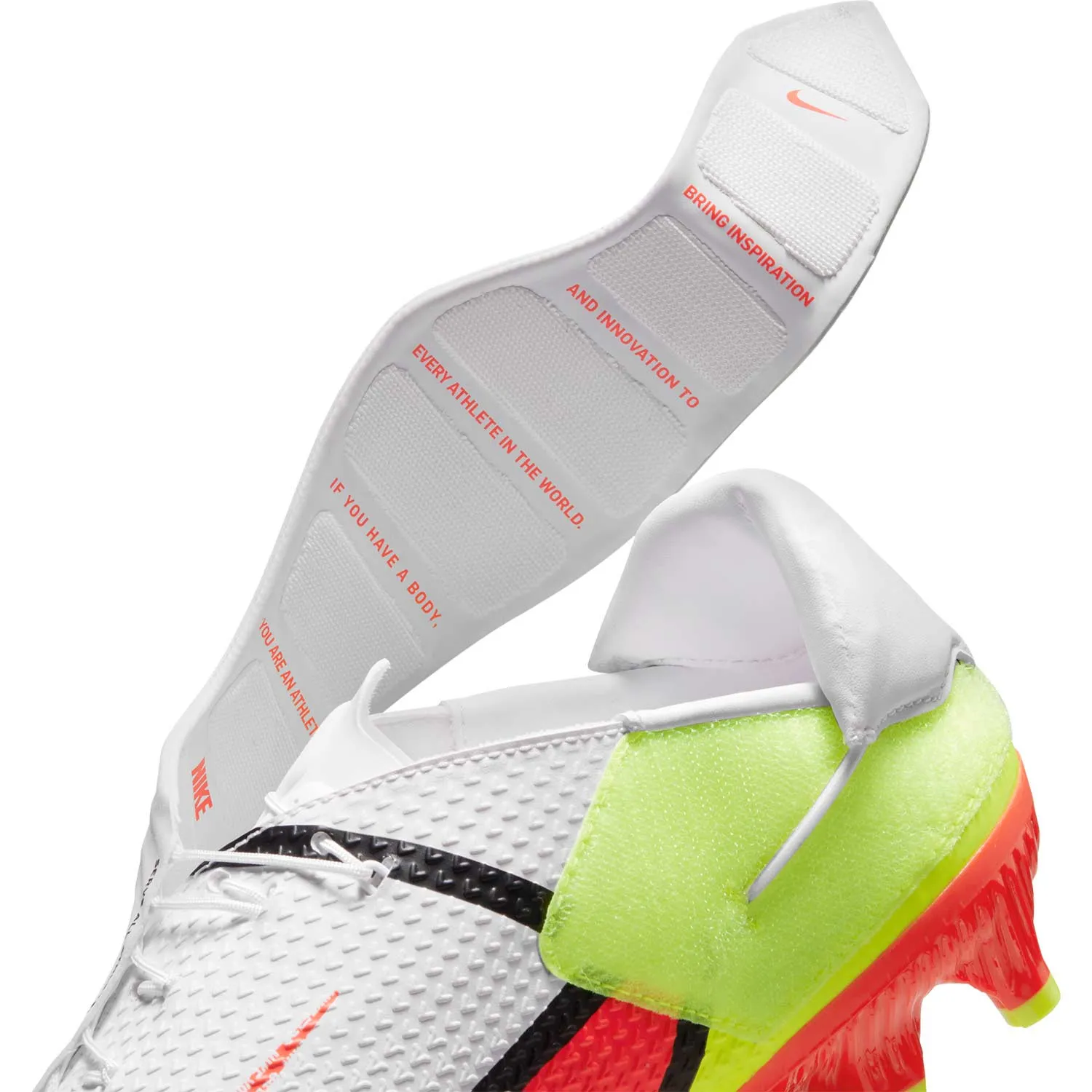 Nike Phantom GT2 Academy Flyease FG/MG