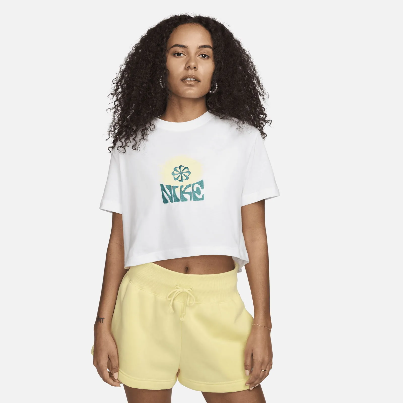 Nike Sportswear Tee