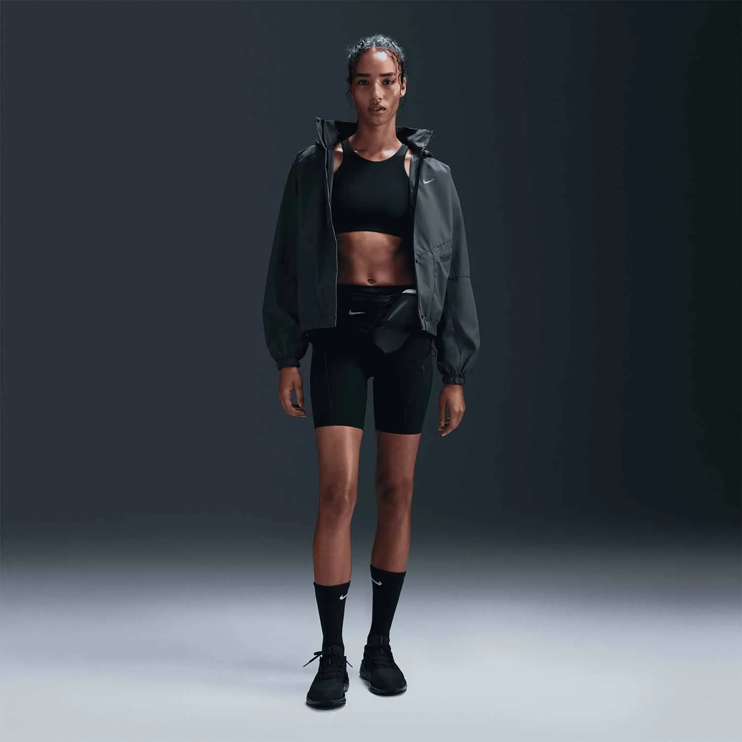 NIKE STORMFIT SWIFT CHAQUETA