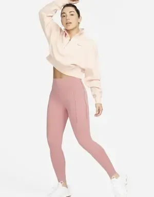 Nike Universa