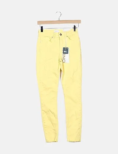 ONLY Pantalón denim amarillo