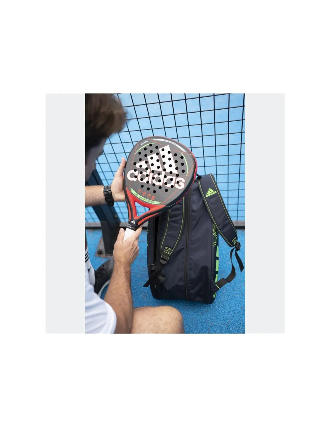 Pala de pádel adidas Essnova Carbon 3.1 Red