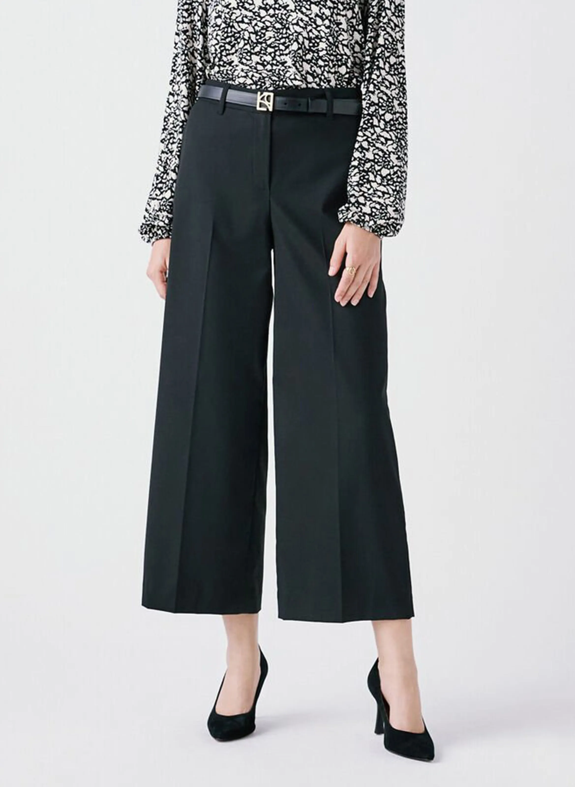 PANDAN  PANTALóN ANCHO EN NEGRO
