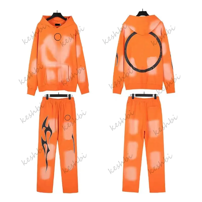 Pantallas de trote de diseñador para hombres.
