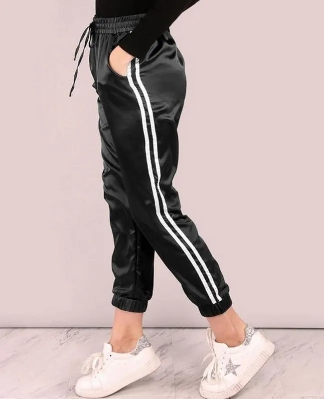 PANTALÓN MODELO JOGGE