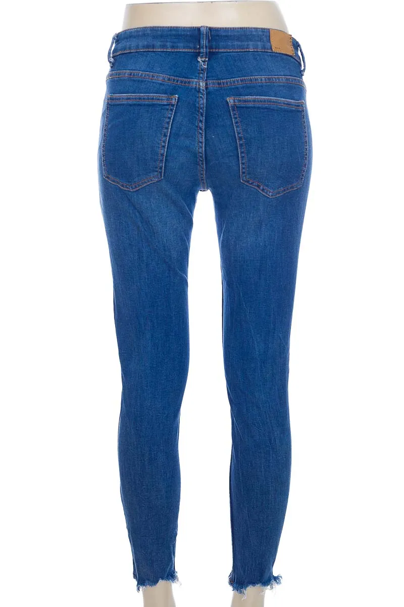 PANTALóN COLOR AZUL  BERSHKA