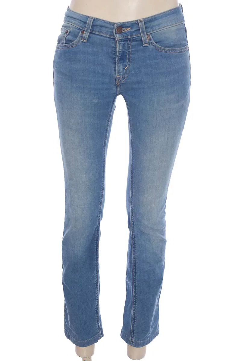 PANTALóN COLOR AZUL  LEVIS