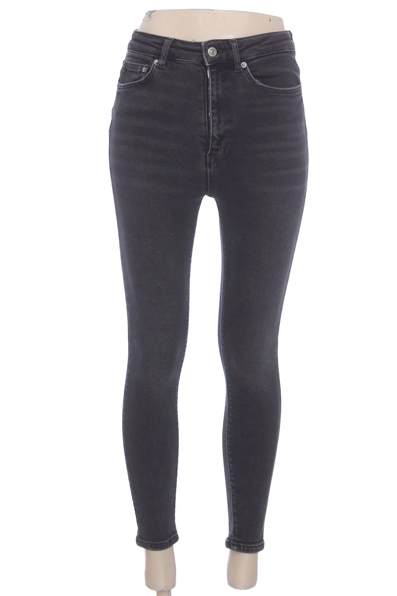 PANTALóN COLOR NEGRO  ZARA